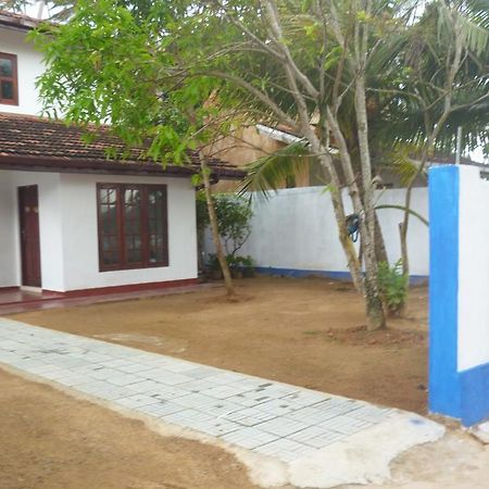 Seaview Paradise Inn Weligama Exterior foto